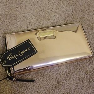 Foley+Corrina large zip wallet